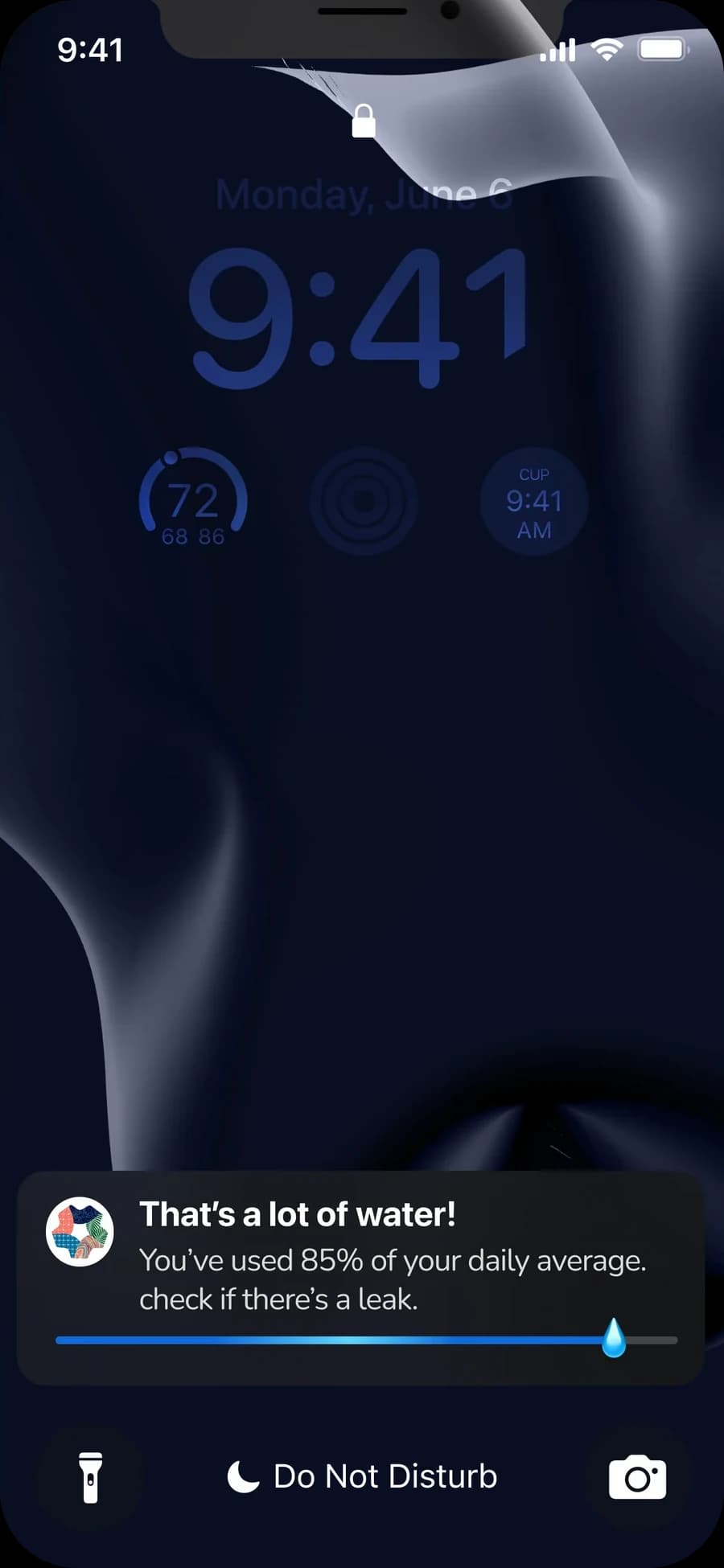 A dark lock screen at 9:41 with a notification: That's a lot of water! You've used 85% of your daily average. Check if there's a leak, with a water level bar